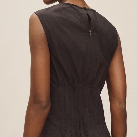 Anthropologie Black Sleeveless Fitted Blouse - Picture 2 of 4